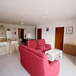 7 By Amcf Vila *