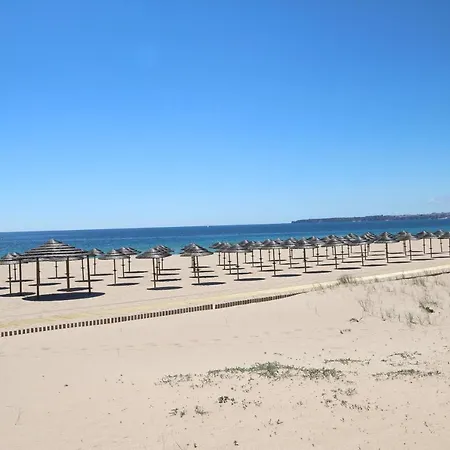 7 By Amcf Villa Alvor